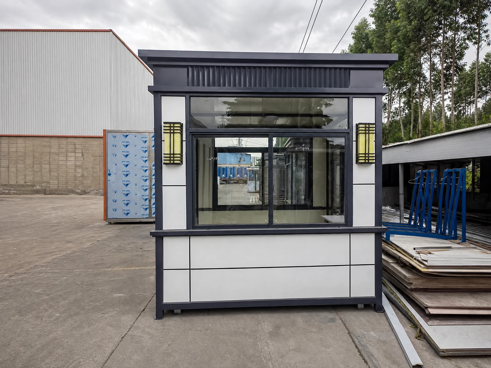Chinese-Style Security Guard Booth with Black Frame and White Panels Chinese-Style Security Guard Booth with Black Frame and White Panels