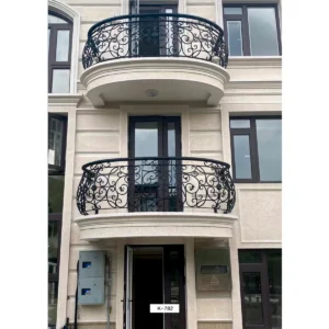 European Wrought Iron Curved Balcony Railing with Black Ornate Villa Design