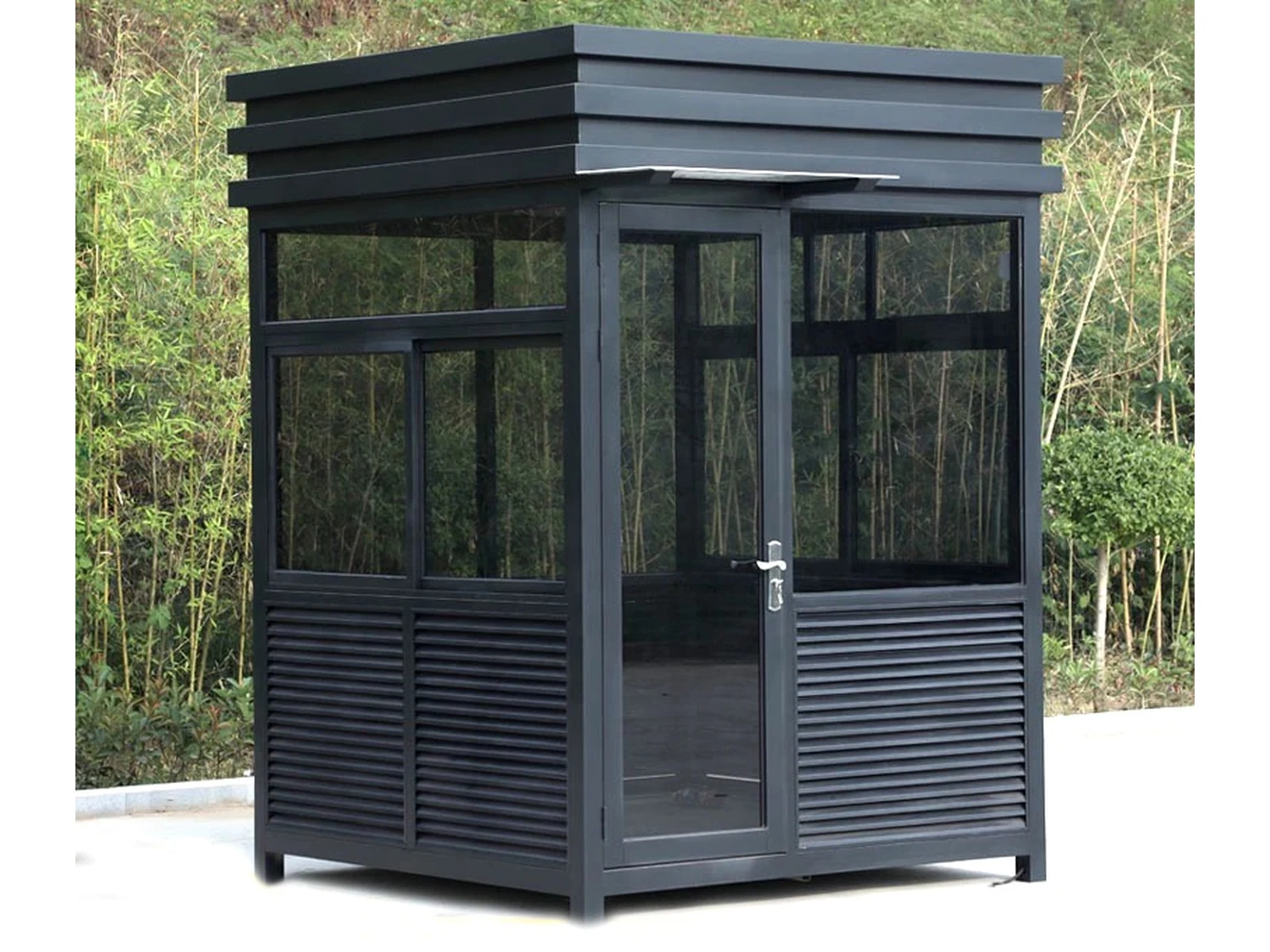 Modern Minimalist Glass Security Guard Booth with Black Steel Structure-1 Modern Minimalist Glass Security Guard Booth with Black Steel Structure